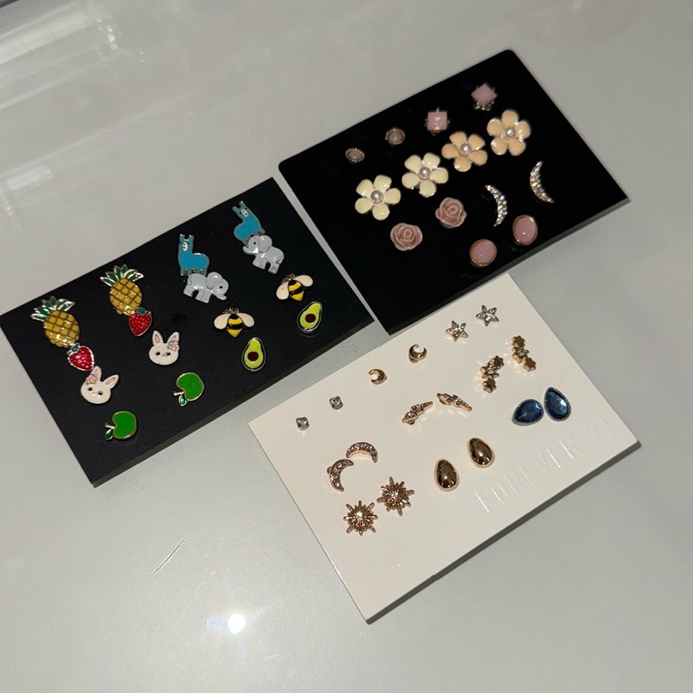 Forever 21. Earrings. Variety pack. Excellent condition.